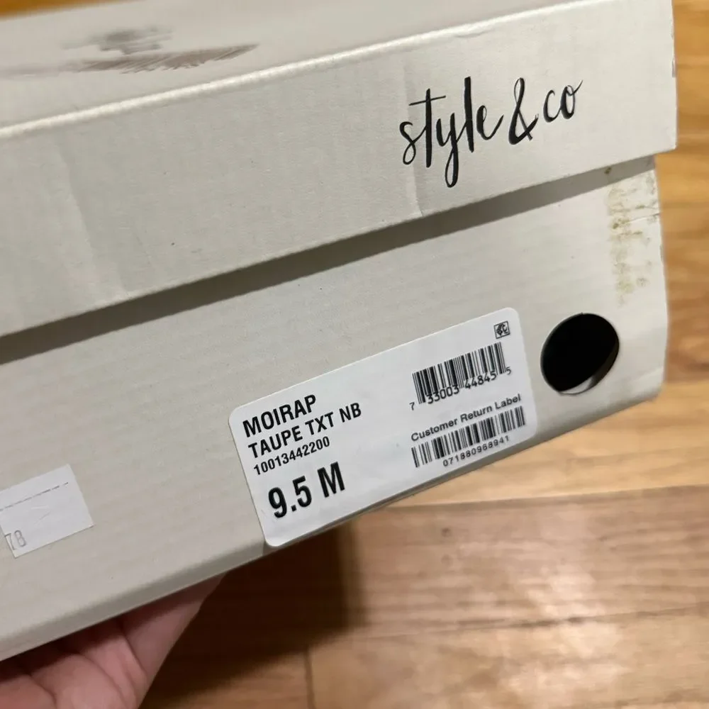 Style & Co | Moira Zip sneaker